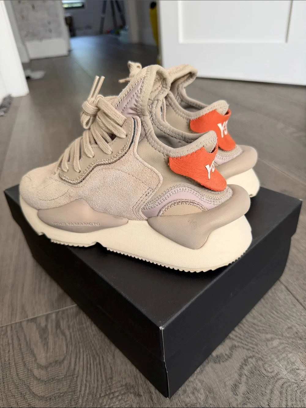 Y-3 Women’s Beige Suede Low-Top Sneakers